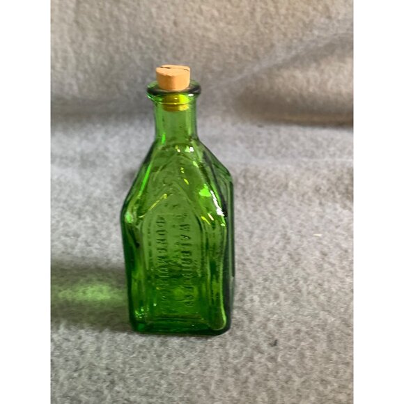 Chief Wahoo Electric Tonic Green Glass Cathedral Bottle 3" Walbridge Vintage - Picture 7 of 12